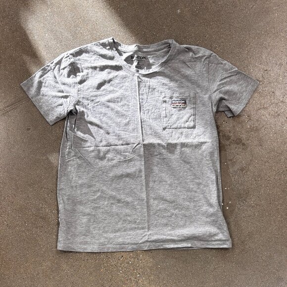 NWOT Burton Women's Burton Classic Short Sleeve Pocket T-Shirt - Picture 4 of 7